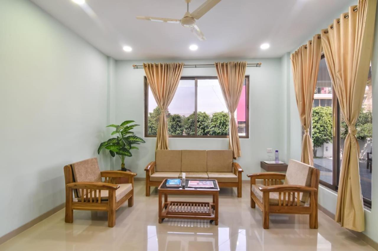 Jv 3Bhk Villa Лонавала Екстериор снимка